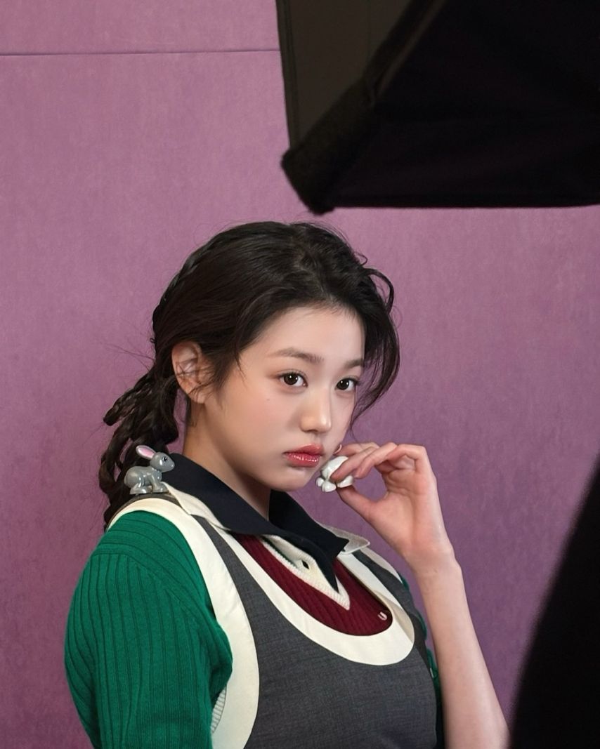 아이브 장원영1_2.jpg