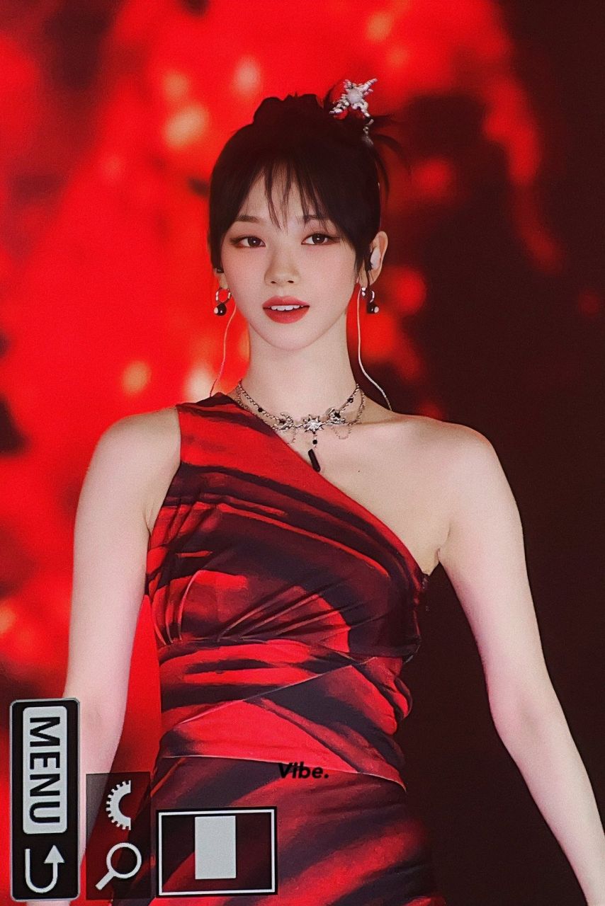 머리올린 흑단발 카리나 미모1_2.jpg