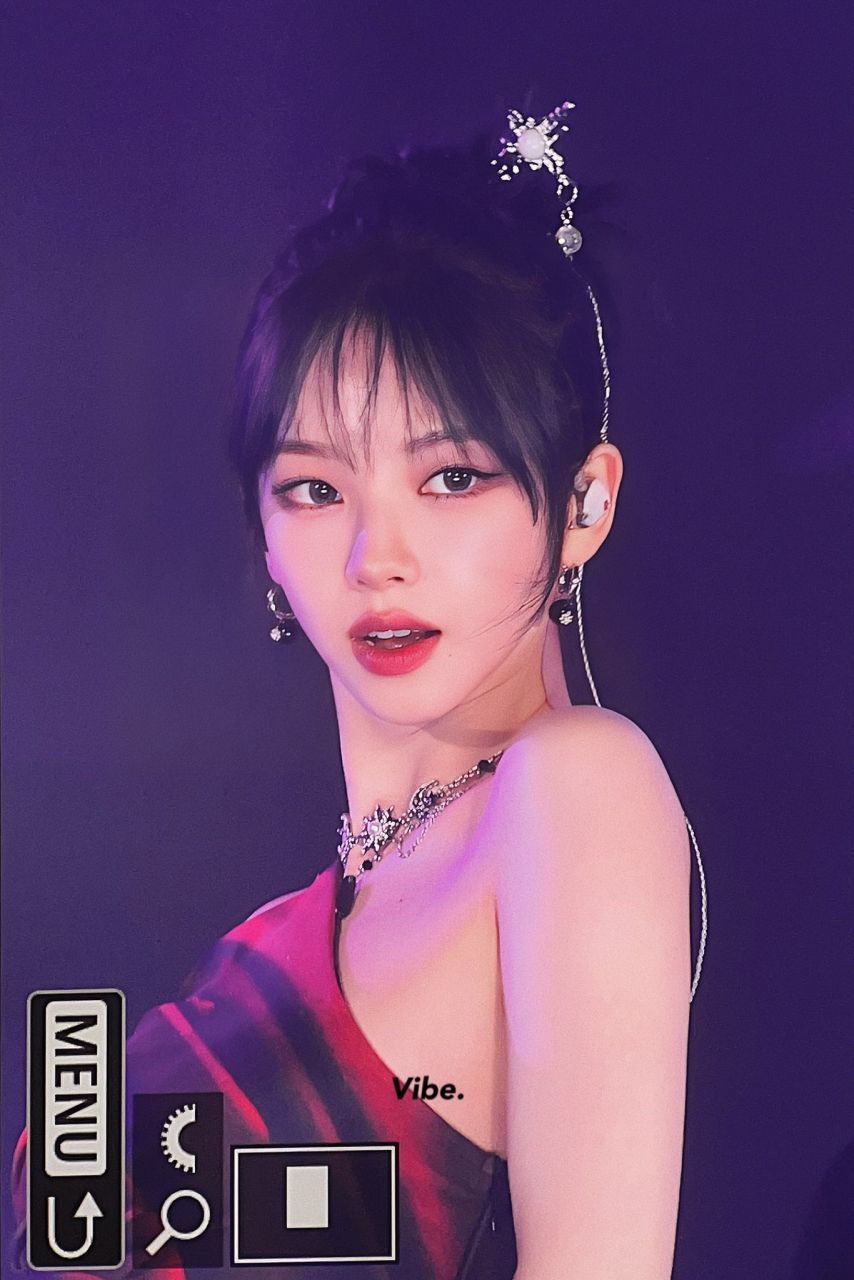 머리올린 흑단발 카리나 미모2_5.jpg