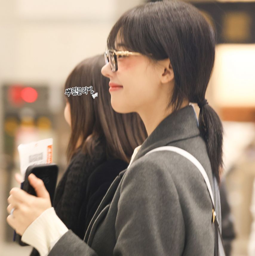 [QWER] 히나1_2.jpg