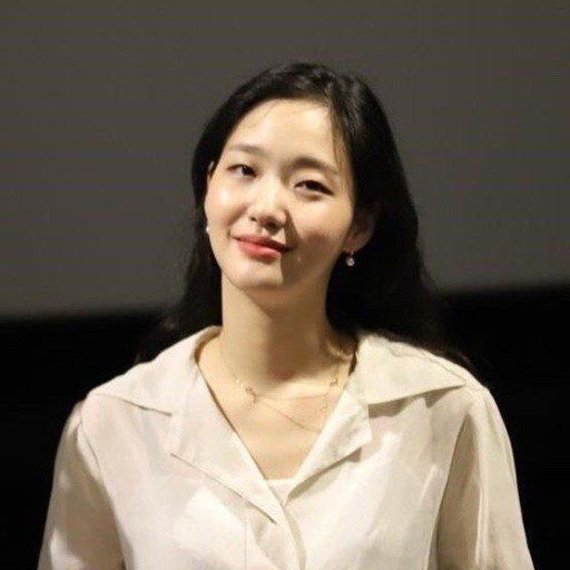 김고은2_1.jpg