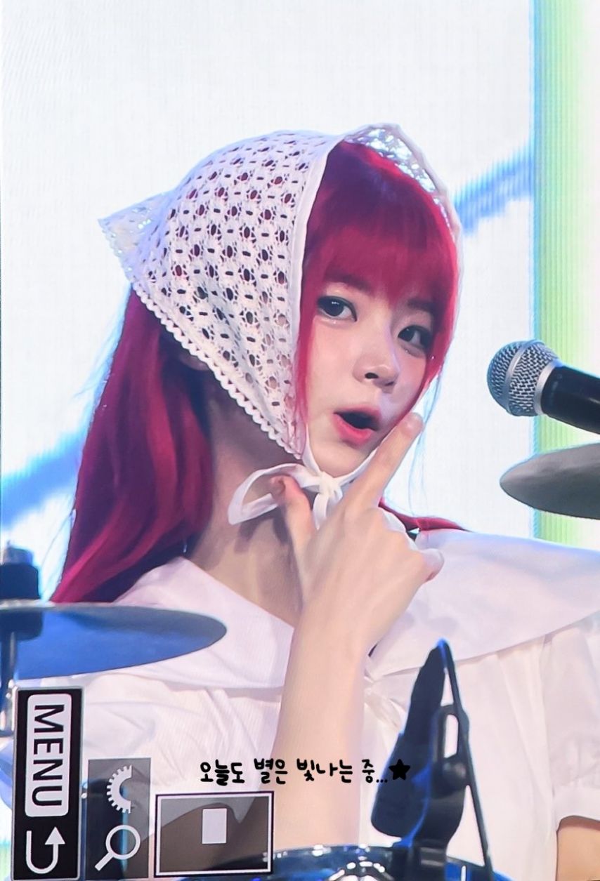 [QWER] 쵸단1_4.jpg