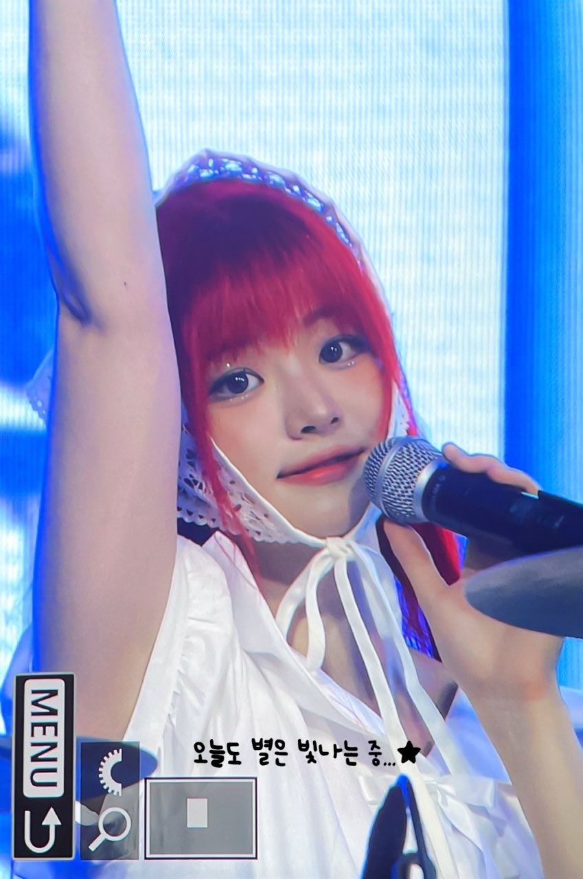 [QWER] 쵸단1_2.jpg