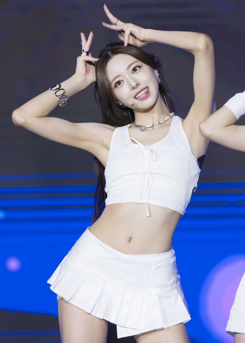 있지 유나1_3.jpg