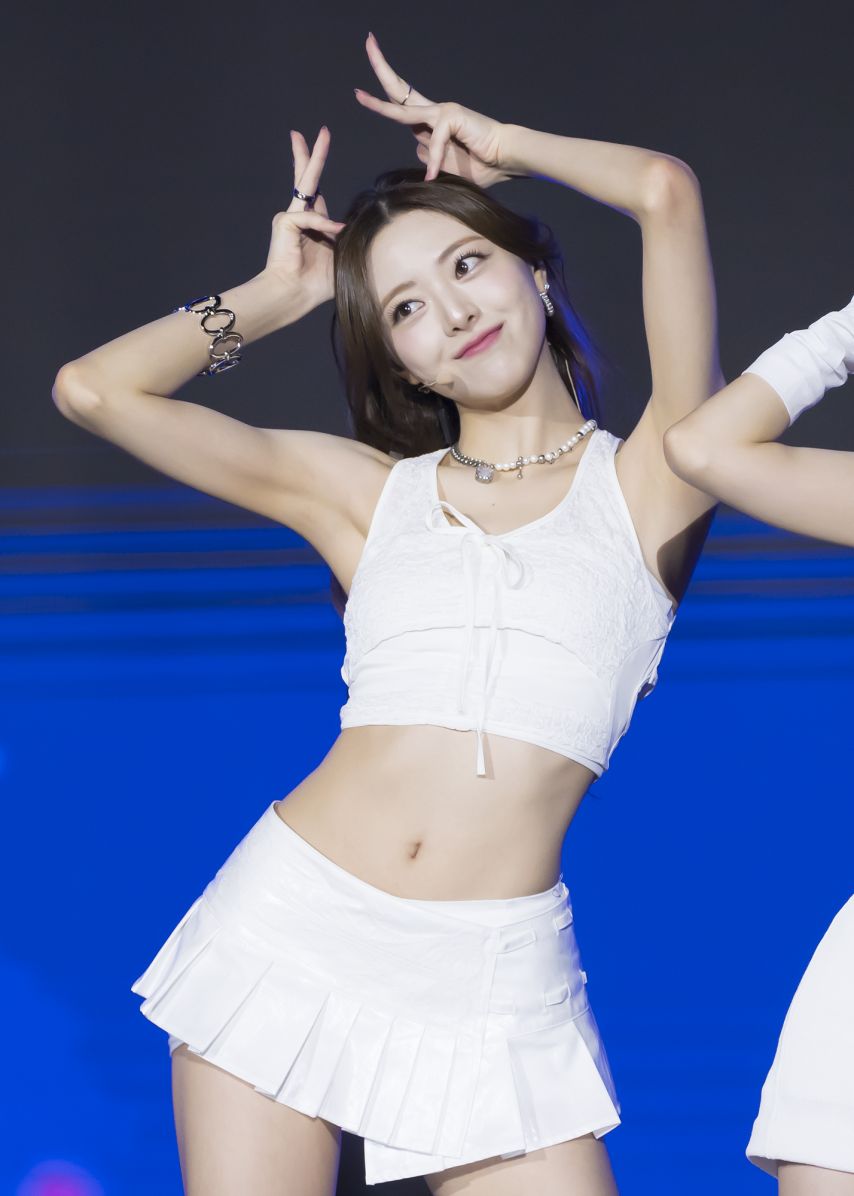 있지 유나1_4.jpg