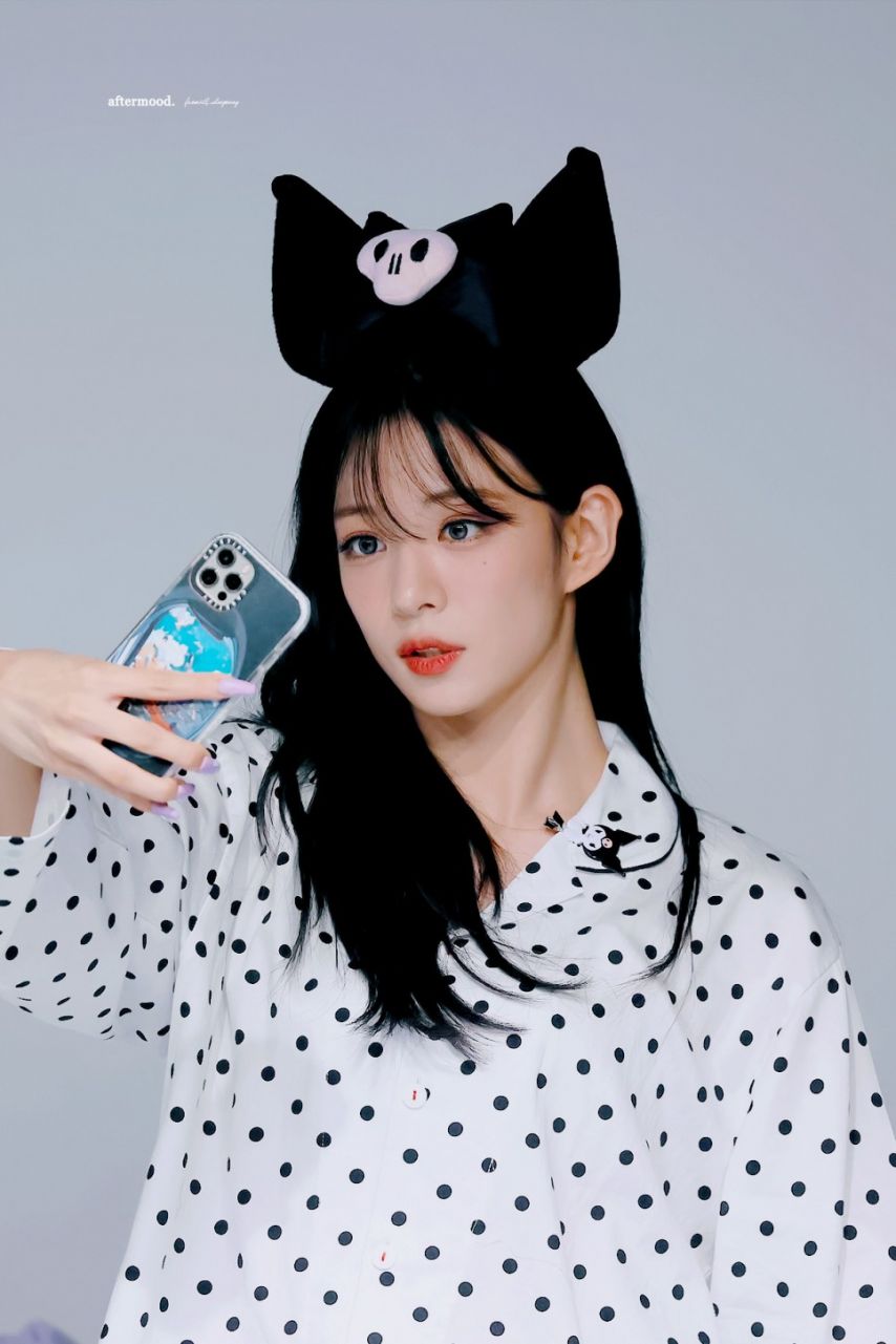 프로미스나인 이채영1_2.jpg