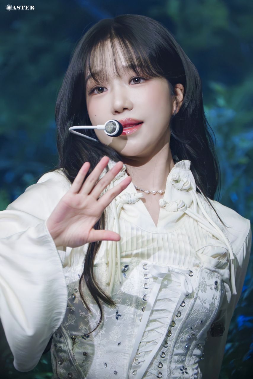 [아이즈원] 조유리1_3.jpg