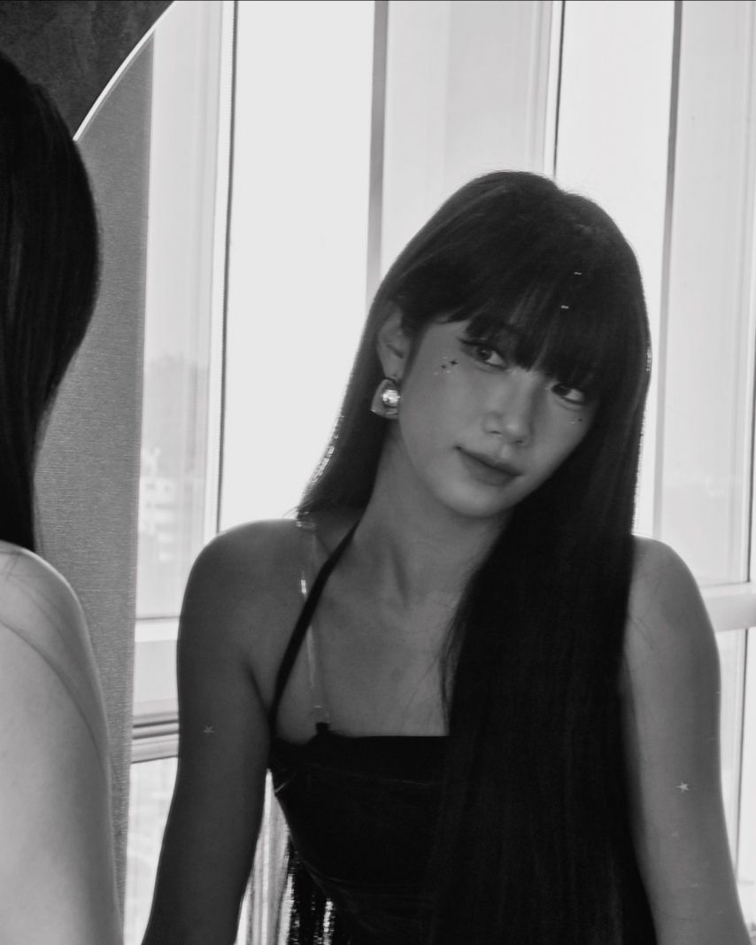 르세라핌 사쿠라,허윤진,카즈하1_33.jpg