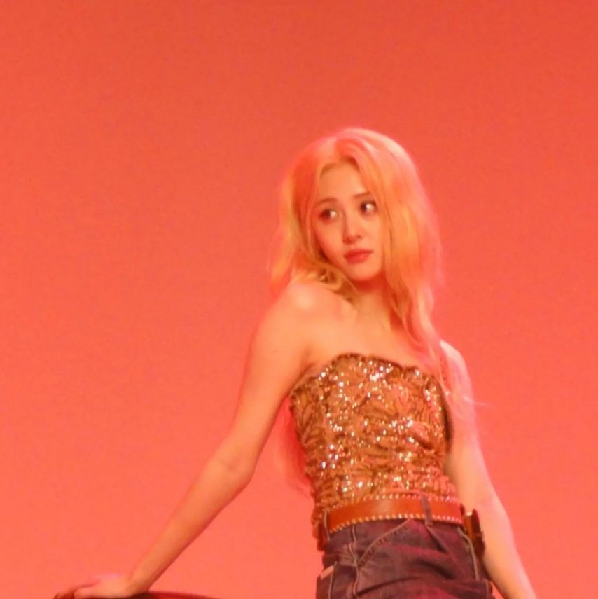 르세라핌 사쿠라,허윤진,카즈하1_21.webp.jpg