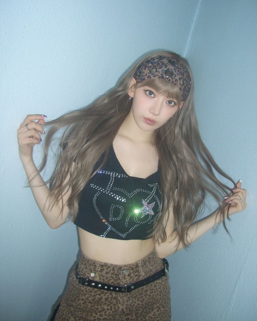 르세라핌 사쿠라,허윤진,카즈하1_11.jpg