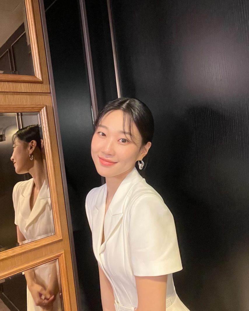 배우 하윤경1_3.jpg
