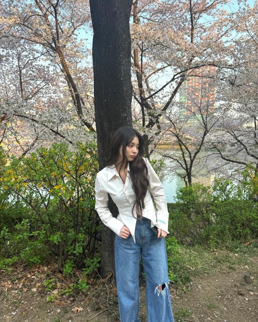프로미스나인 이나경1_3.jpg