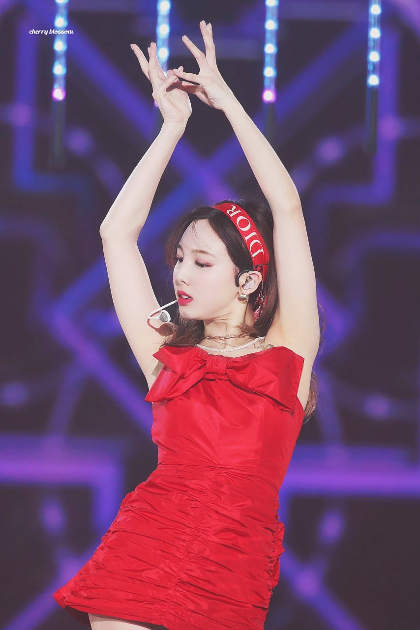 트와이스 나연1_2.jpg