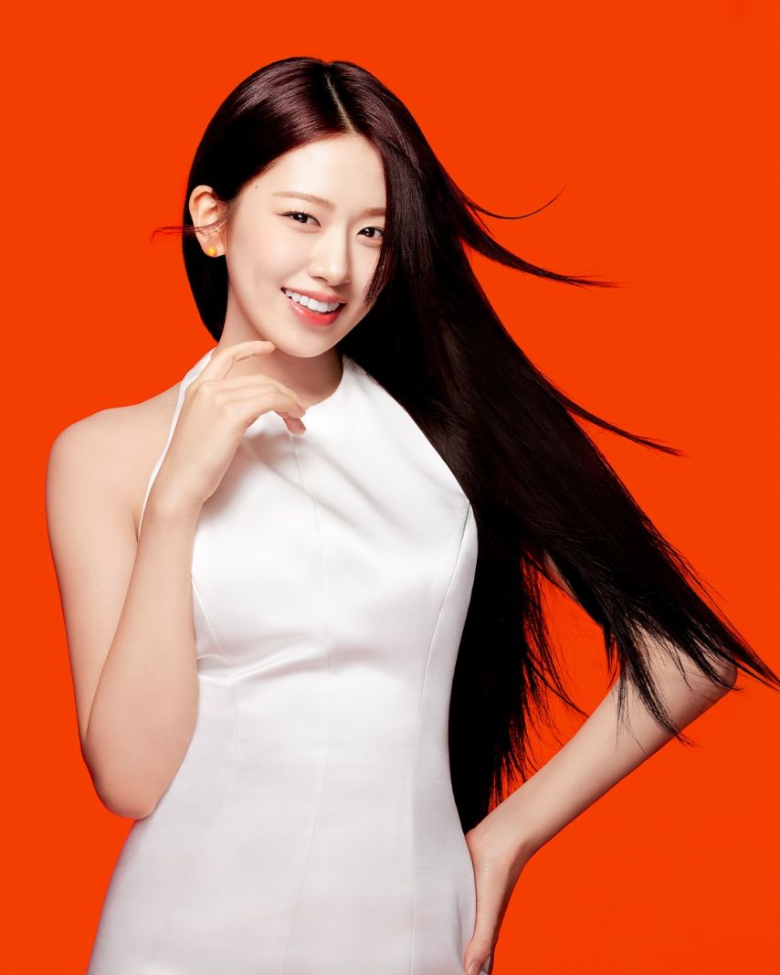 아이브 안유진 LABO H2_1.jpg