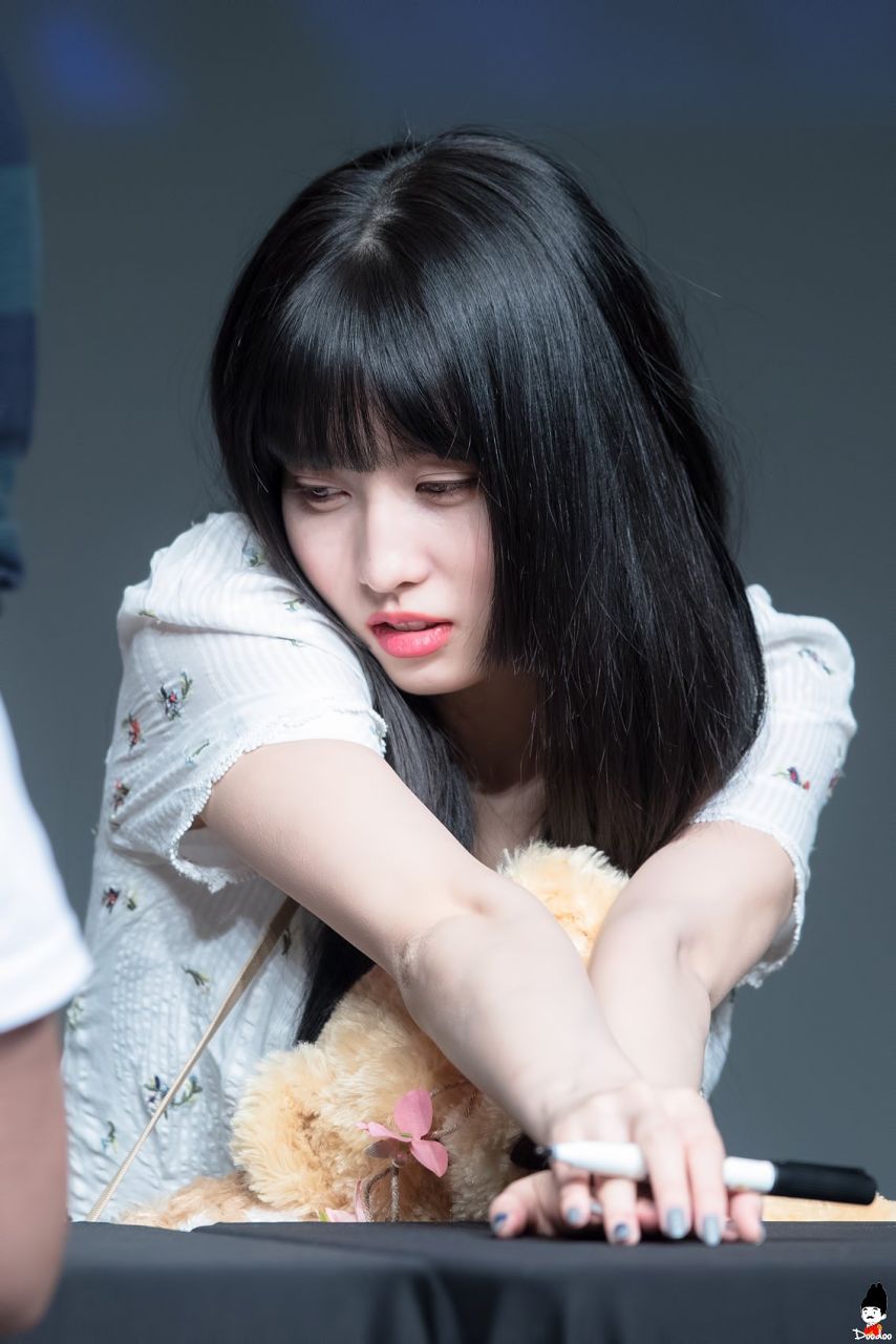 트와이스 모모1_3.jpg