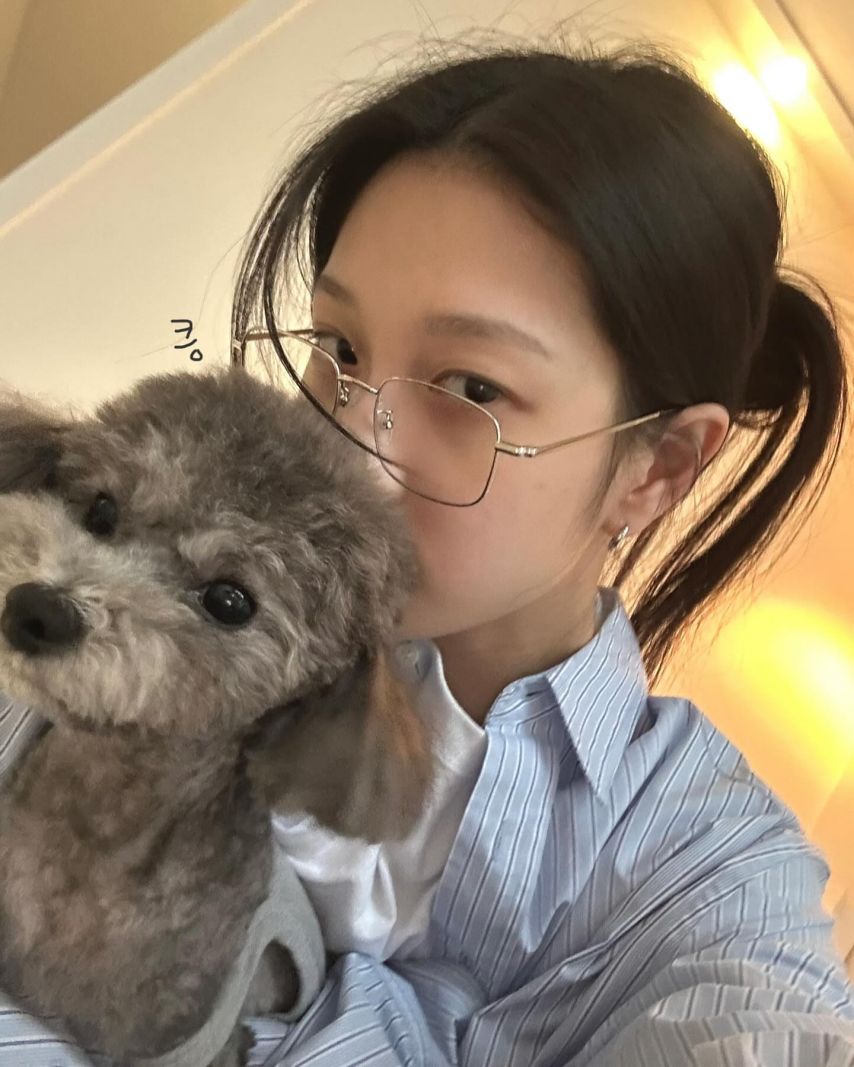 프로미스나인 이서연1_2.jpg