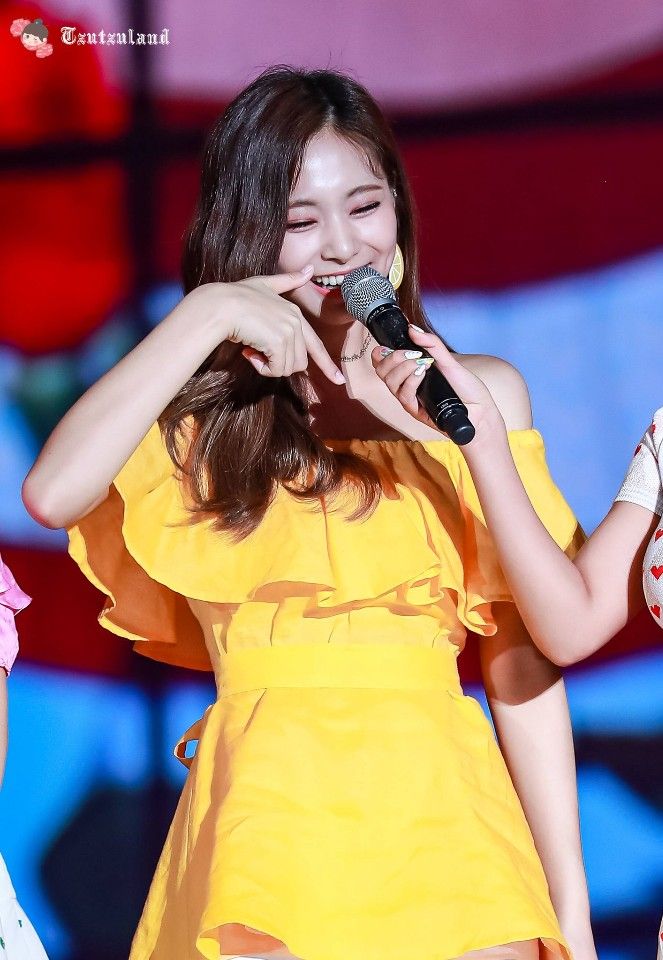 트와이스 쯔위1_2.jpg