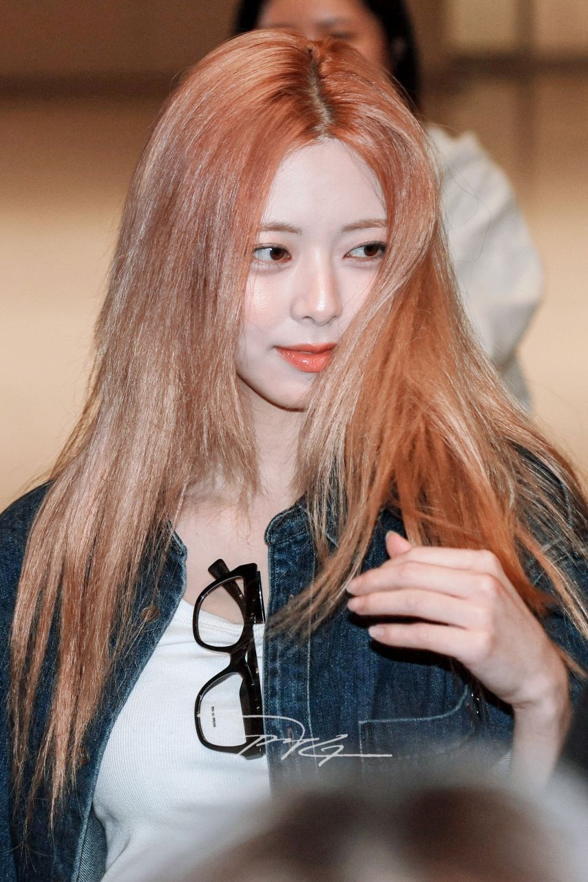[ITZY] 유나1_2.jpg