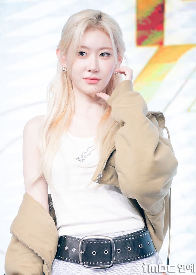 있지 채령1_2.jpg