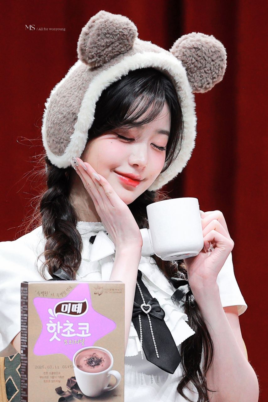 아이브 장원영1_5.jpg