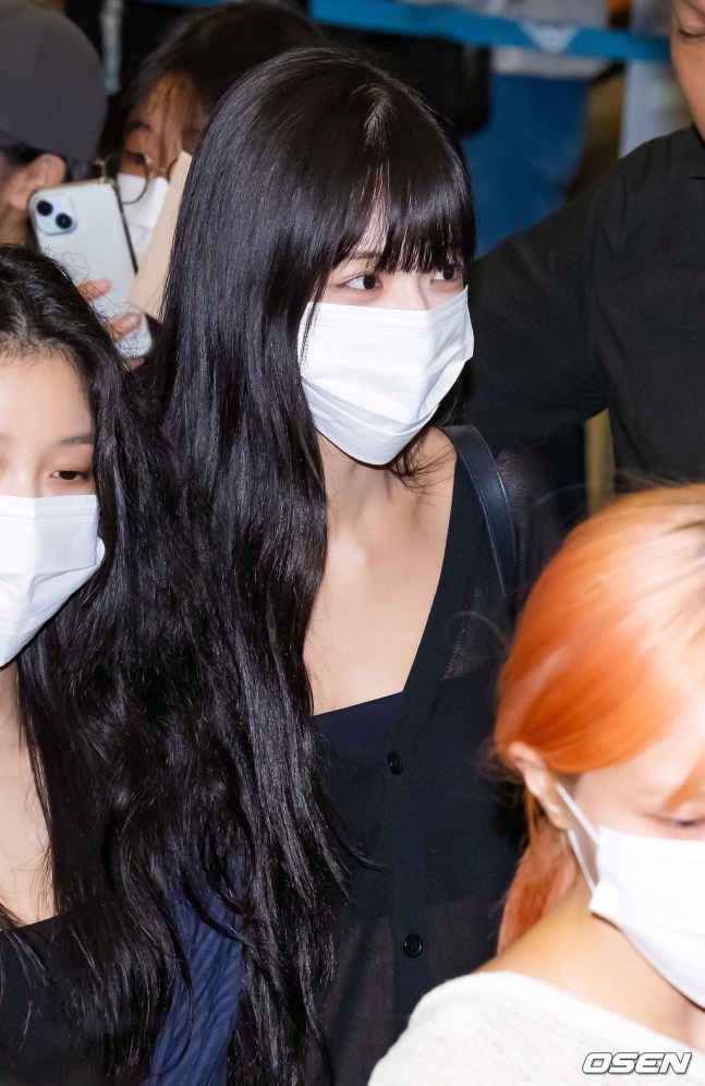 프로미스나인 이채영1_1.jpg