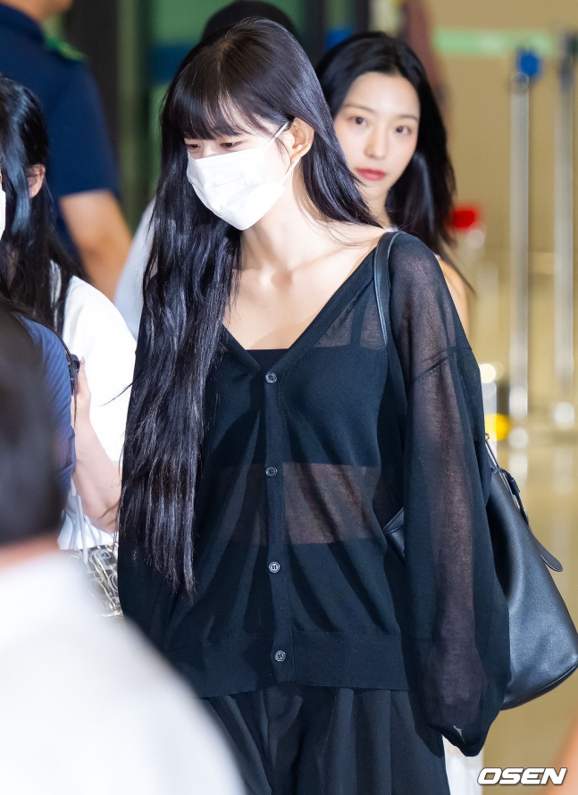 프로미스나인 이채영1_2.jpg
