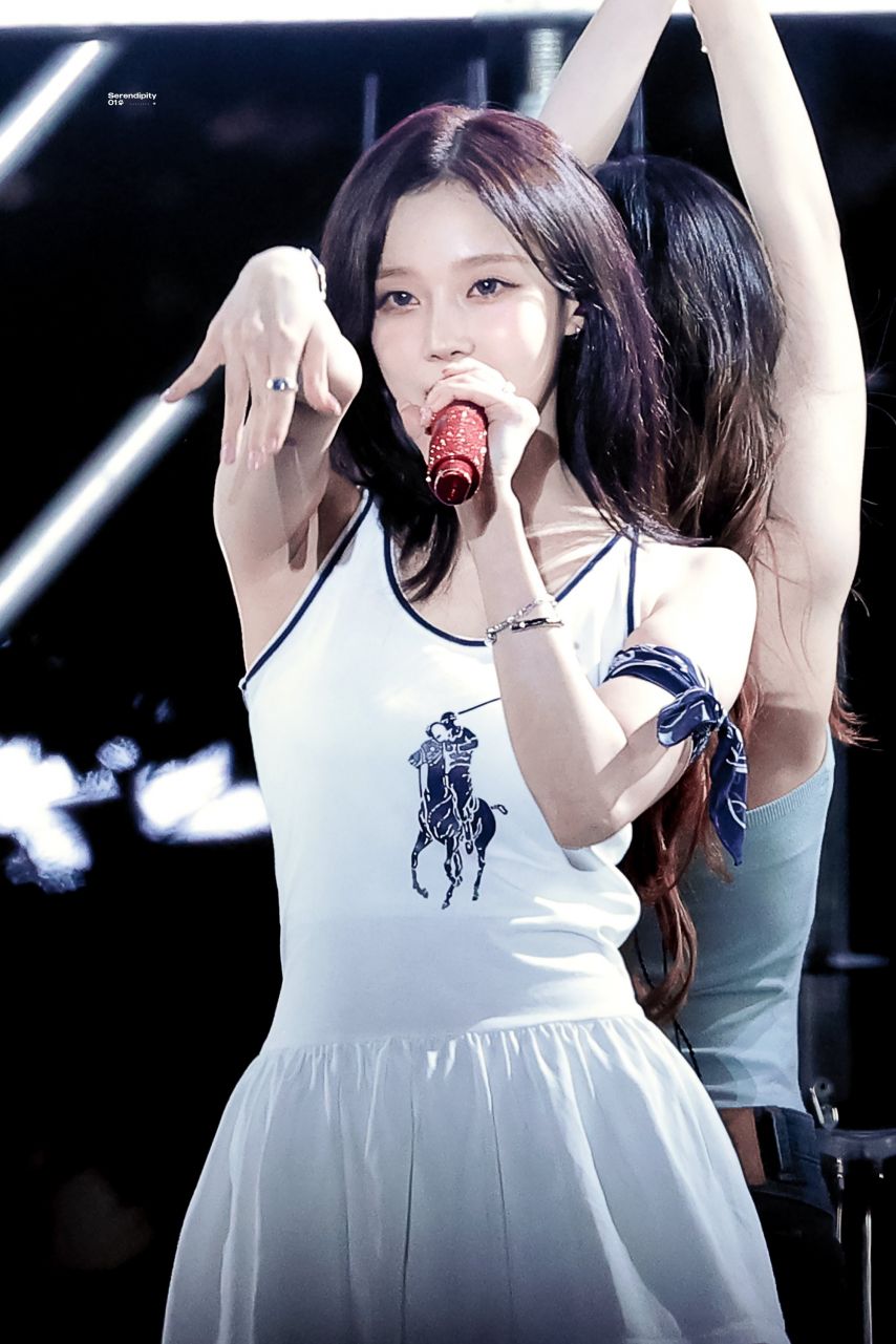에스파 윈터 중앙대 축제1_3.jpg