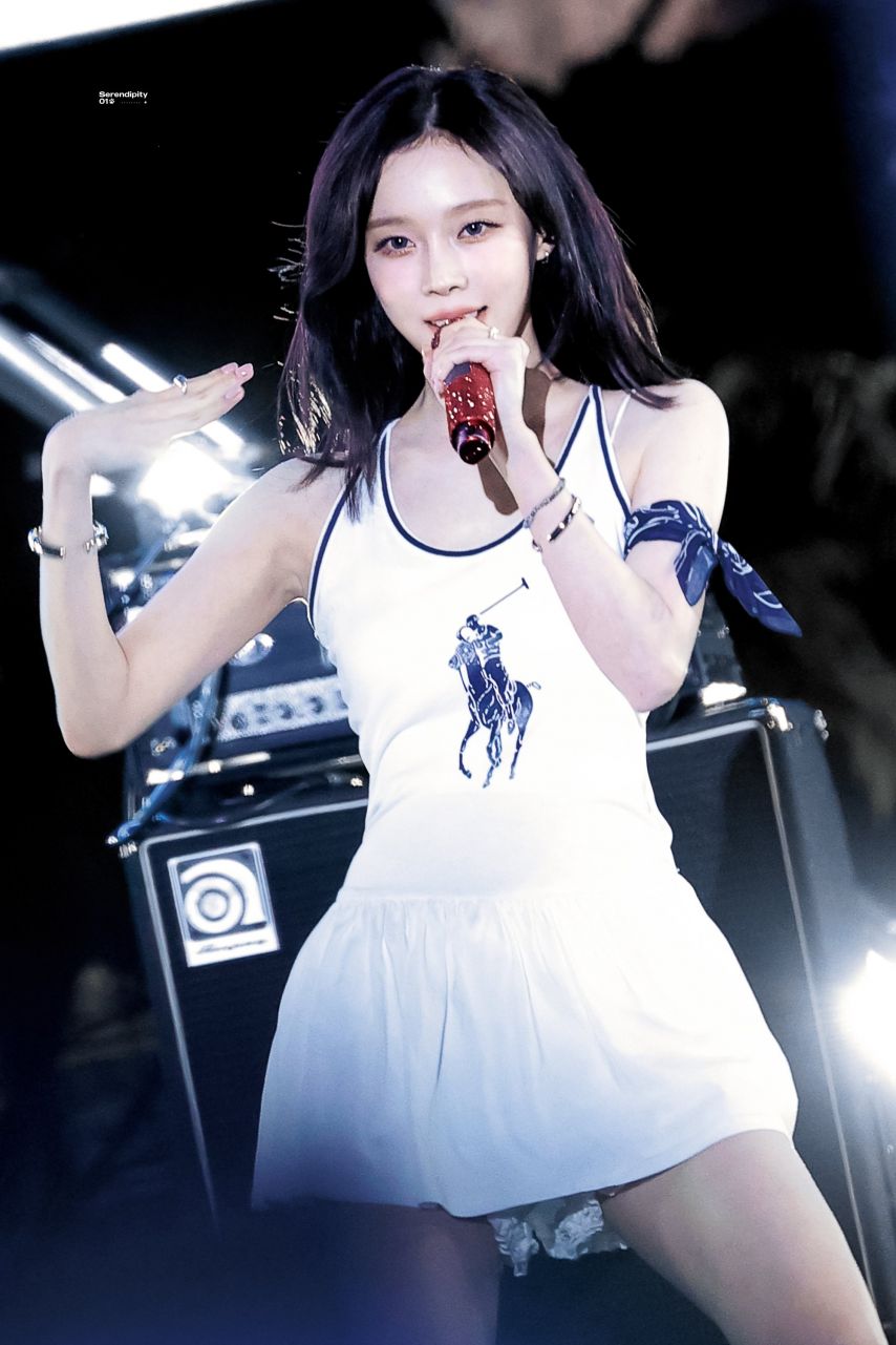 에스파 윈터 중앙대 축제1_2.jpg
