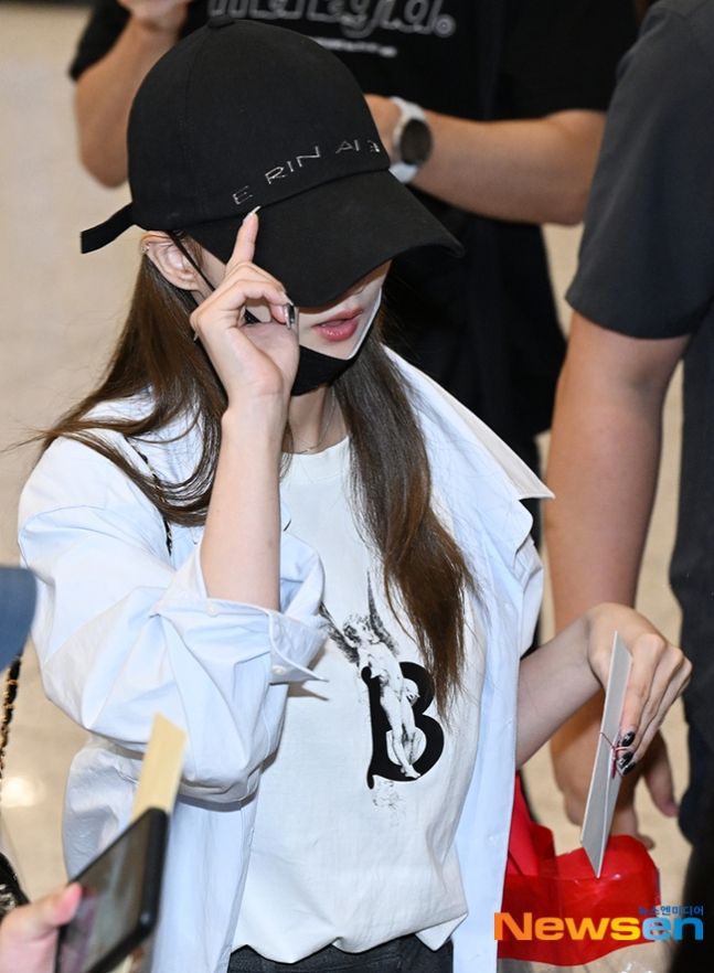 프로미스나인 이나경2_3.jpg