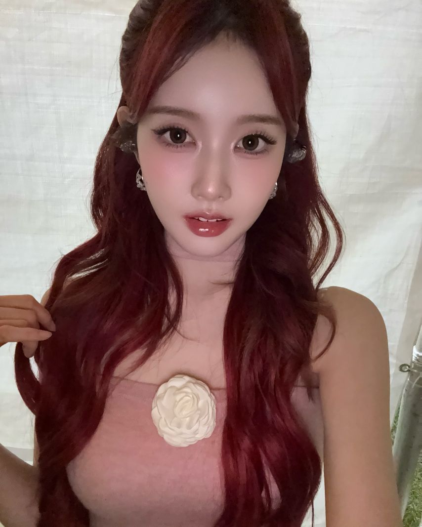 시은 STAYC스테이씨 인별1_10.jpg