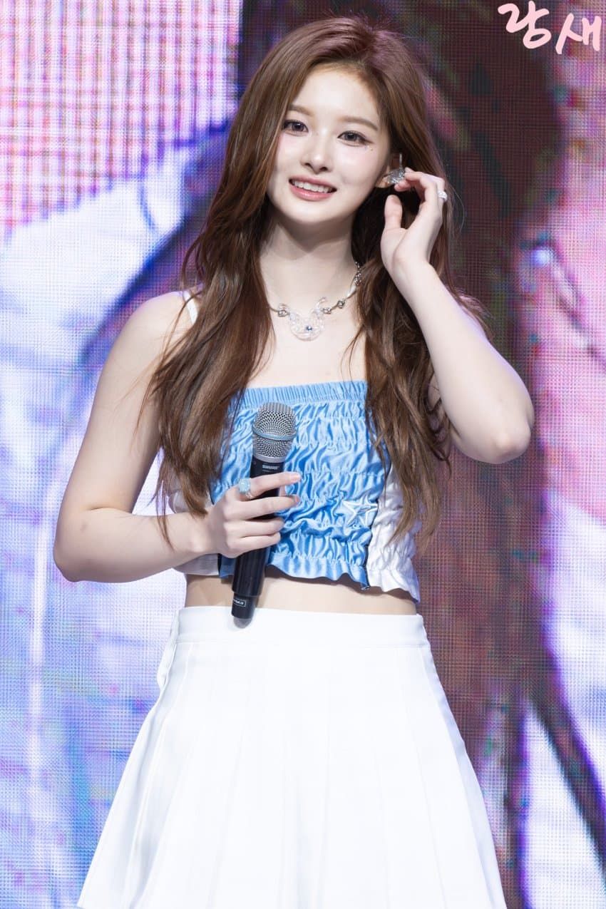 최근 대학축제에서의 엔믹스 설윤 비주얼 모음.jpg1_9.jpg