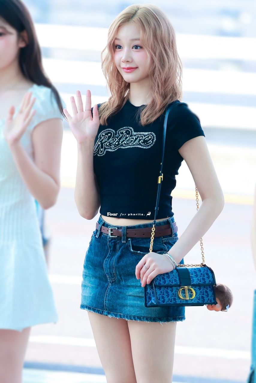 베이비몬스터 파리타1_6.jpg
