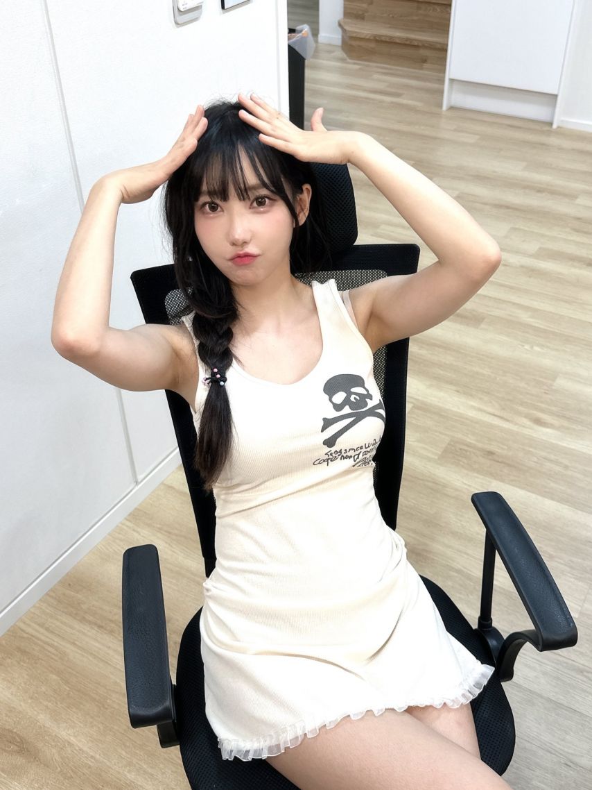 [QWER] 마젠타1_1.jpg