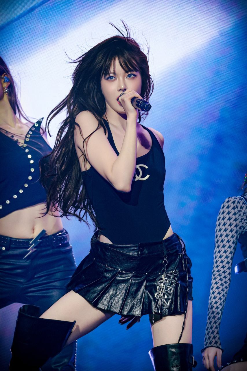 [르세라핌] 하루하루 더 예뻐지는 홍은채1_8.jpg