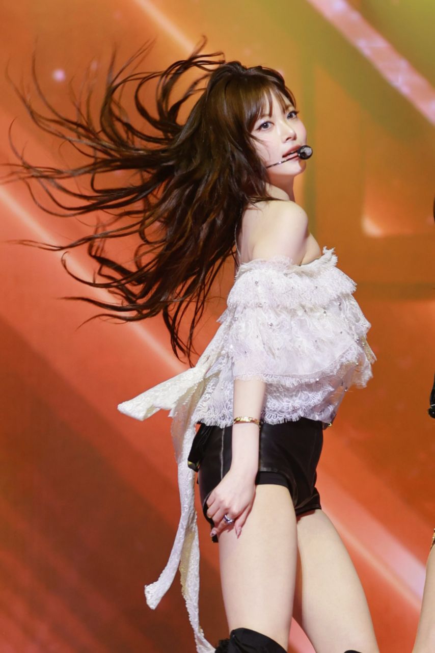[르세라핌] 하루하루 더 예뻐지는 홍은채1_5.jpg