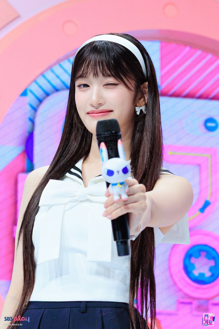 아이브 이서 인기가요 현장포토1_1.jpg