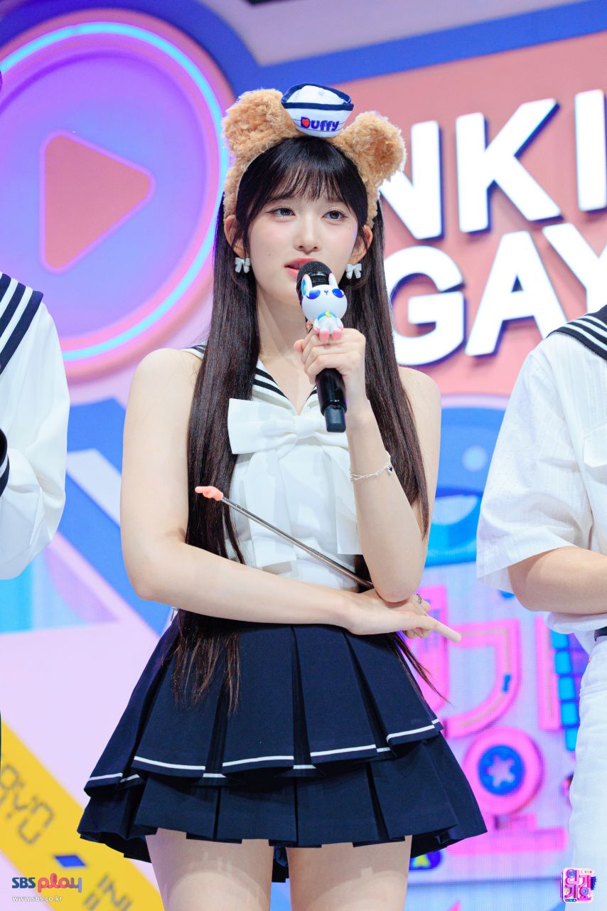 아이브 이서 인기가요 현장포토1_8.jpg