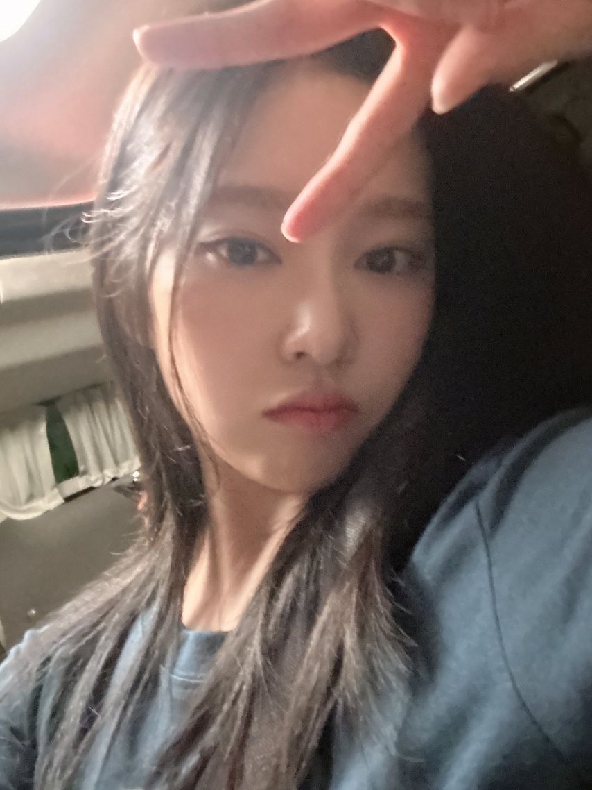 [아이즈원] 김민주2_2.jpg