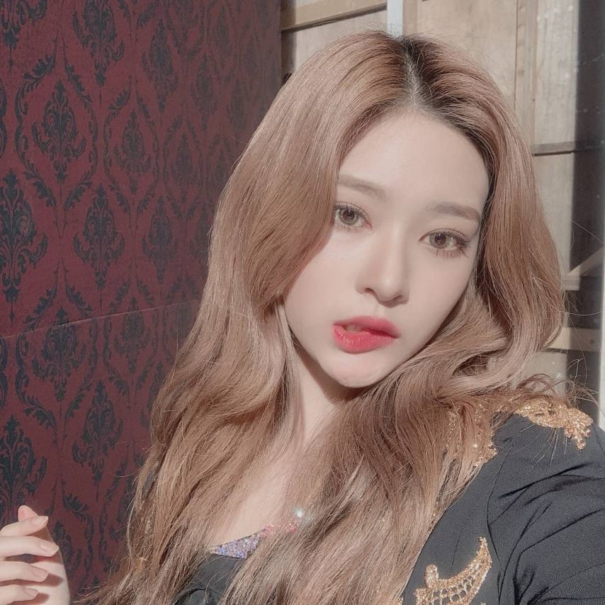 [아이즈원] 김민주2_10.jpg