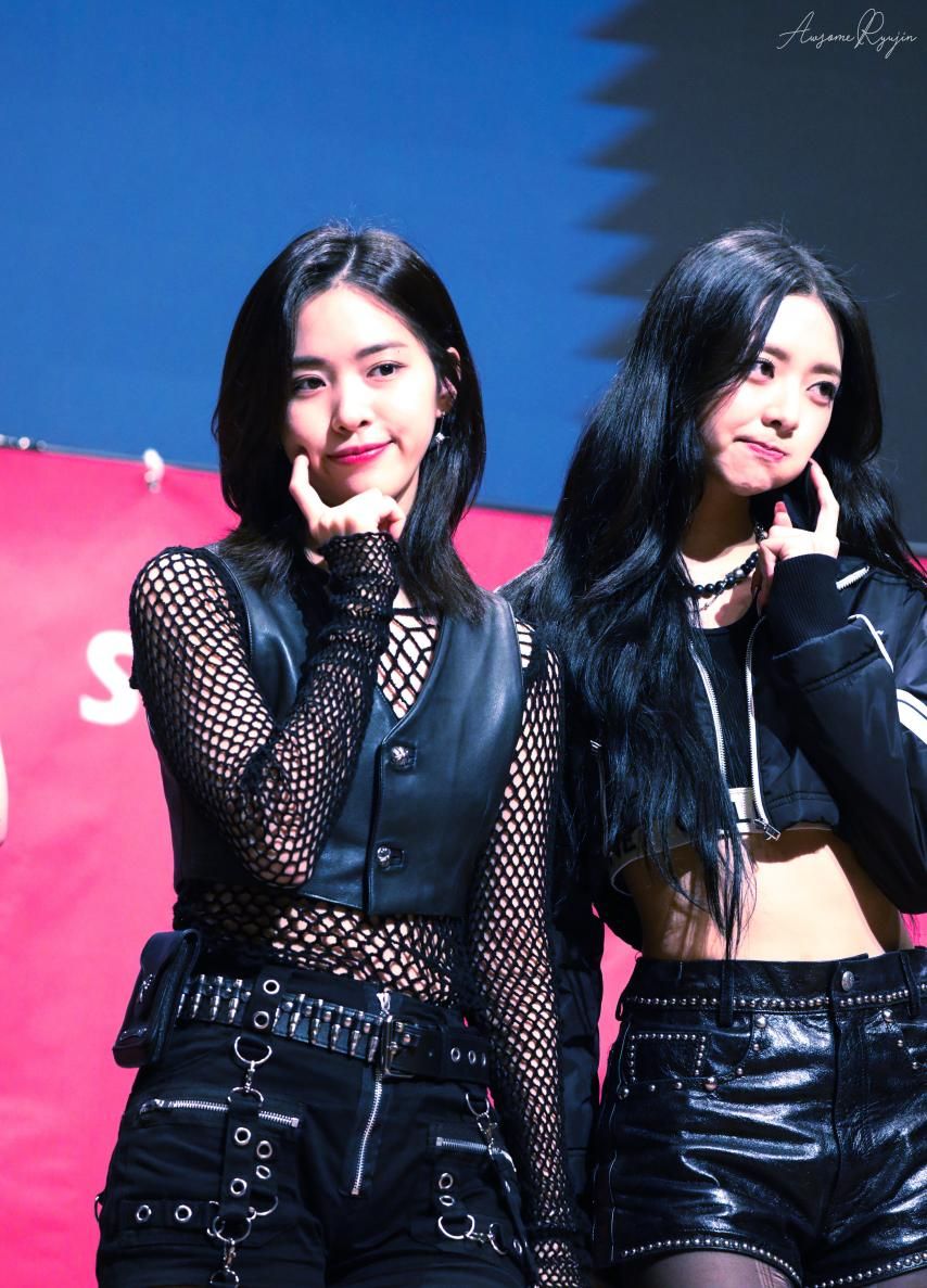 ITZY 류진 & 유나1_7.jpg