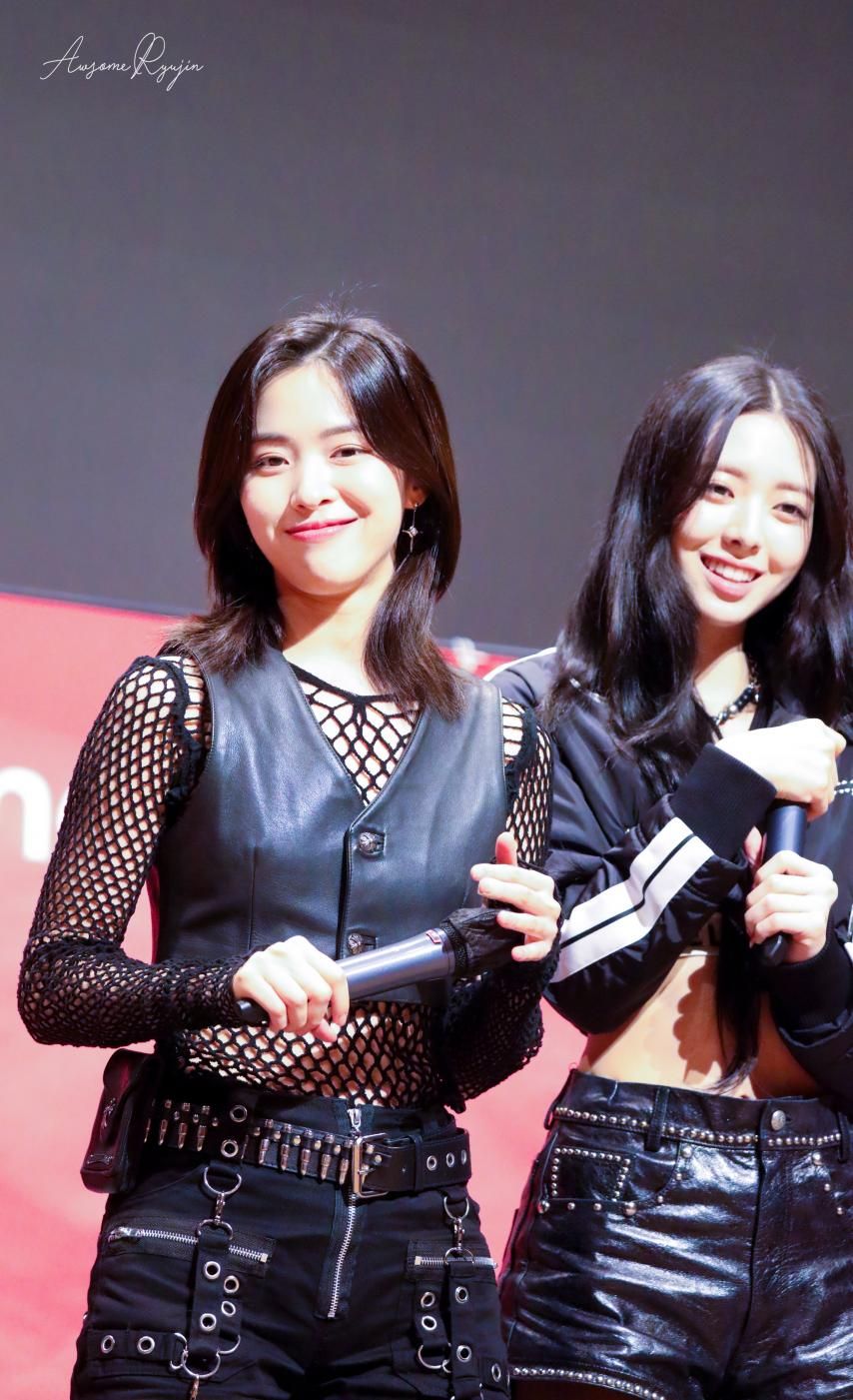 ITZY 류진 & 유나1_3.jpg