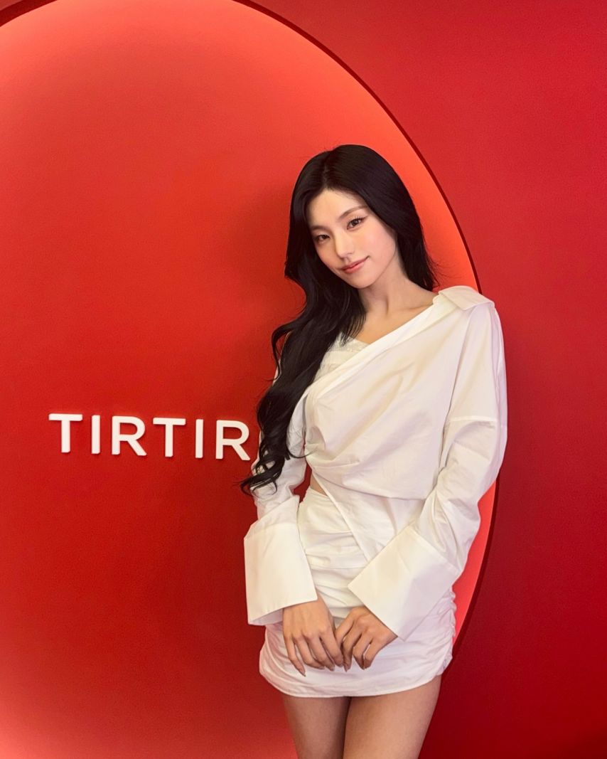ITZY 예지1_6.jpg