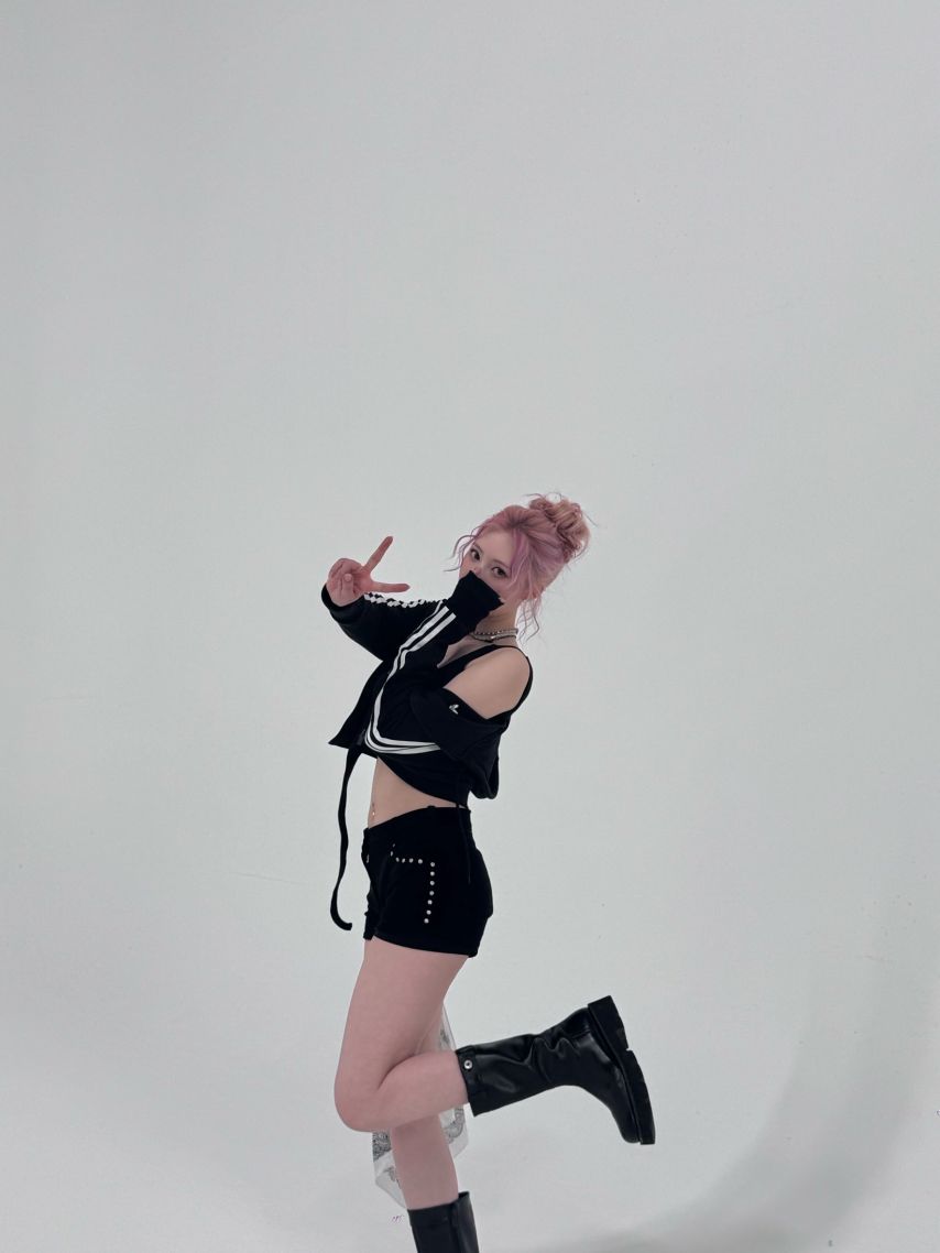 베이비몬스터 라미1_4.jpg