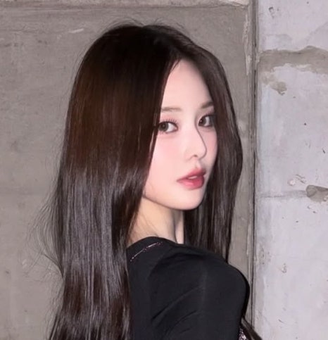 05년생 이즈나 방지민 미모1_7.jpg