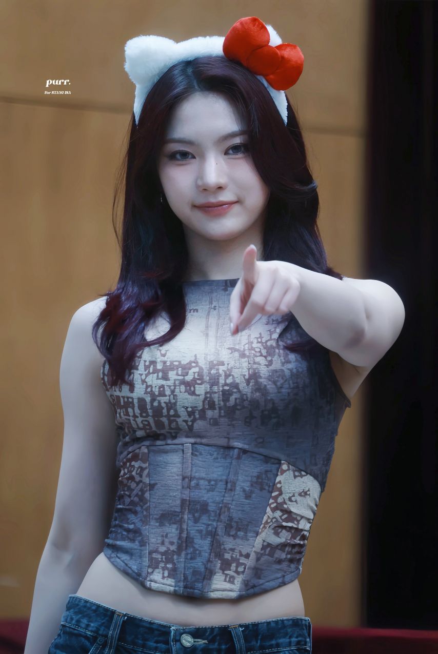 스테이씨 아이사1_5.jpg