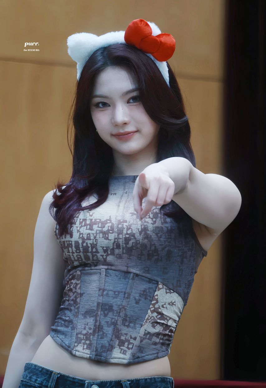 스테이씨 아이사1_6.jpg