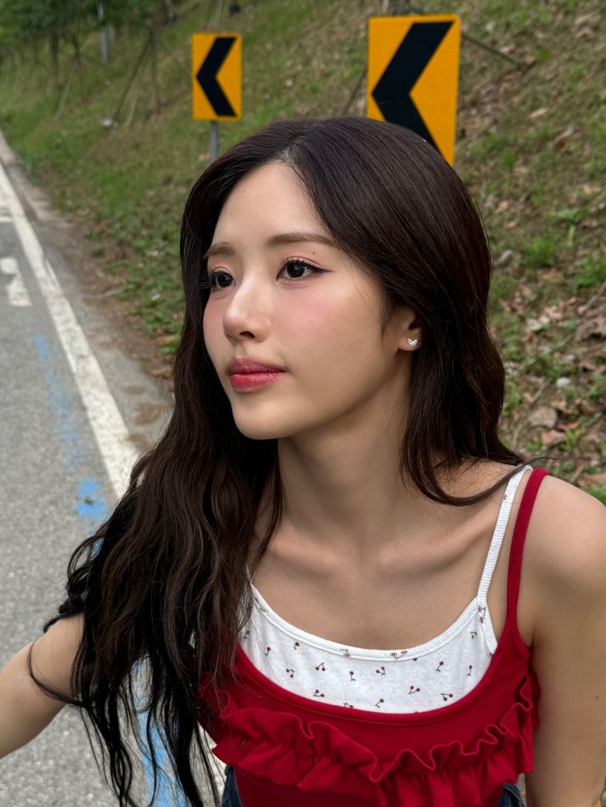 프로미스나인 송하영,박지원1_10.jpg