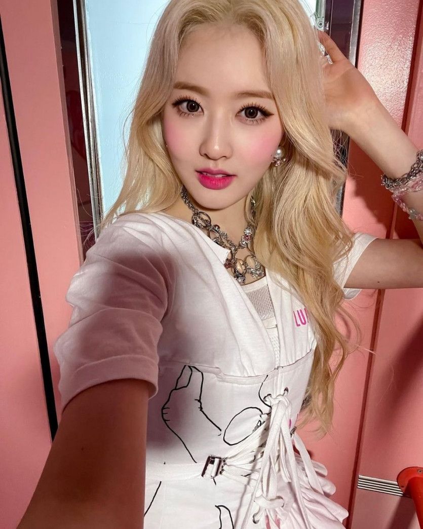 스테이씨 시은_2.jpg