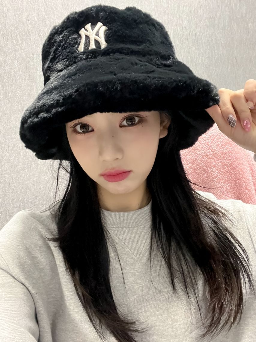 스테이씨 아이사_2.jpg