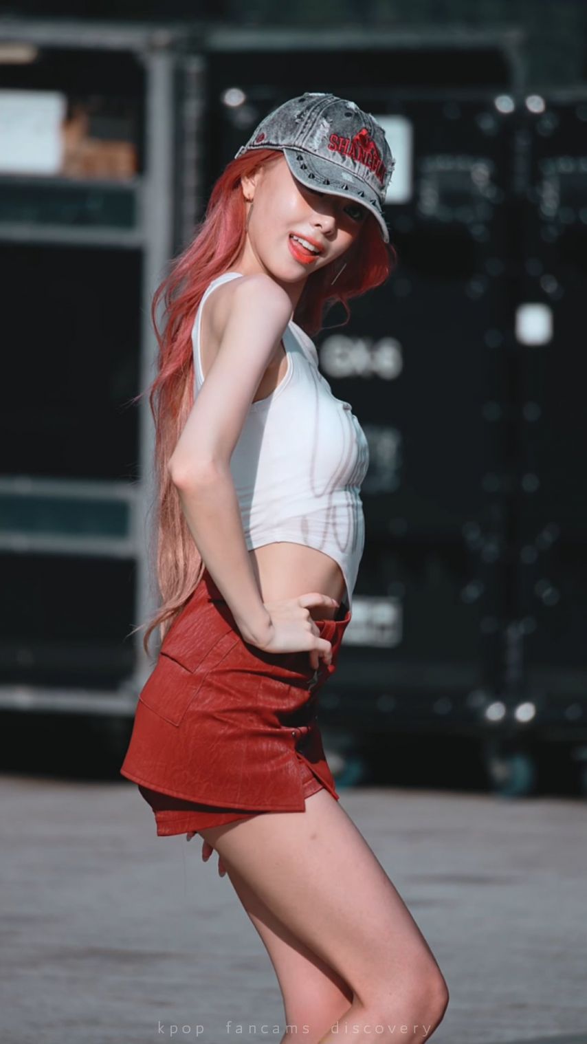 ITZY 유나1_5.jpg